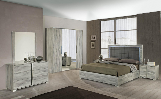 Schlafzimmer Set Bett Nachttisch Luxus Holz Polster Betten Nachttische Neu 3tlg.