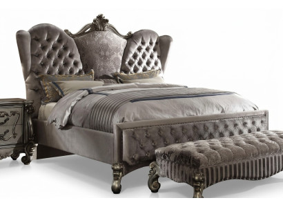 Design Luxus Schlafzimmer 3tlg. Bett 2x Nachttisch Klassischer Betten Set