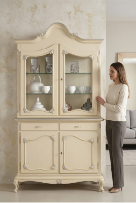 Vitrine Italienische Luxus Möbel Vitrinen Kommodenschrank Glas Design Schrank