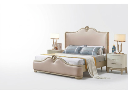 Barock Schlafzimmerset mit Bett und Nachttischen ohne scharfe Ecken