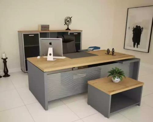 Hochwertiges, modernes Büro-Set aus robustem Holz in elegantem Stil