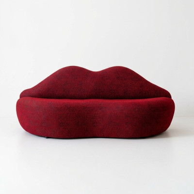 Designer 3 Sitzer sofa rot farbe in Form von Lippen stilvoll Sitzpolster