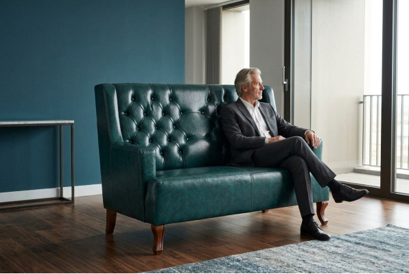 Ledersofa Grün Chesterfield Klassisch Leder Holz Weich Vielseitig Zweisitzig