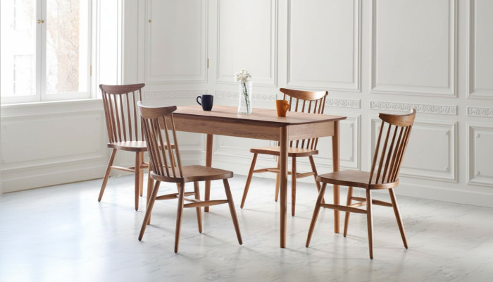 Esszimmer Set Garnitur Braun Tisch 4x Stühle Design Modern Möbel Luxus Esstisch