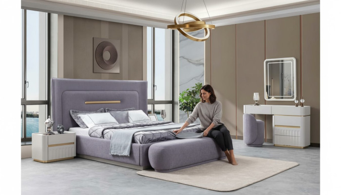 Schlafzimmer Bett Sitzbank Nachttische Schminktisch Pouf Spiegel Violett 7tlg