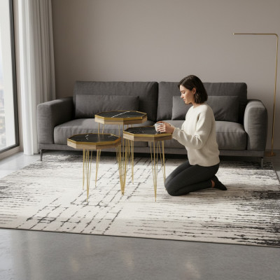 Schwarzer Holz Beistelltisch modern elegant