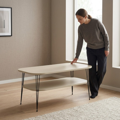 Eleganter Beigefarbener Couchtisch aus Holz mit modernem Design
