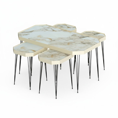 Eleganter Beistelltisch aus Holz in Beige für modernes Wohnen