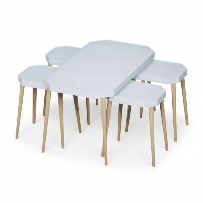 Eleganter weißer Holztisch-Set mit Couchtisch und Beistelltischen