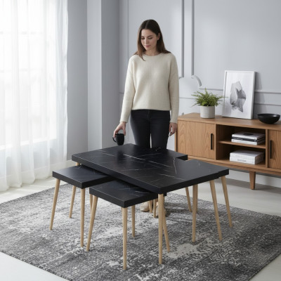 Schwarzer Holztisch-Set mit Couchtisch und Beistelltischen im modernen