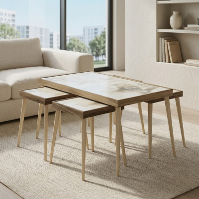 Eleganter Beistelltisch aus Holz in Beige für modernes Wohnambiente