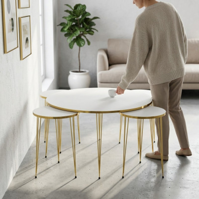 Eleganter weißer Holz-Couchtisch mit Beistelltischen im modernen Stil
