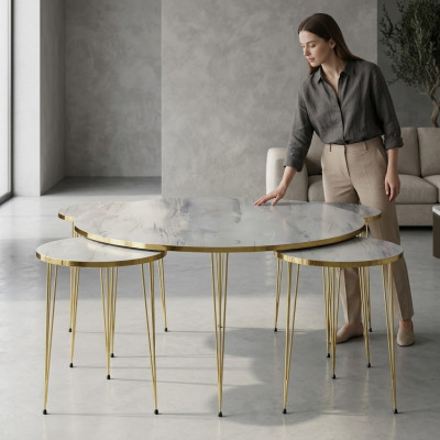 Moderner grauer Holz-Couchtisch mit Beistelltischen