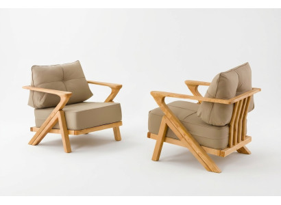 Elegante Beigefarbene Stoffsessel im modernen Design, komfortabel