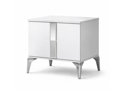Moderner Nachttisch mit praktischem Stauraum und elegantem Design