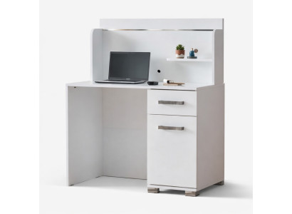 Moderner Schreibtisch im stilvollen Design für komfortables Arbeiten