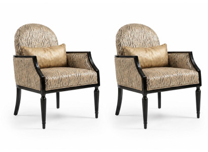 Sessel Elegantes Design Beige Gemusterter Stoff Holzfüße Komfortabel