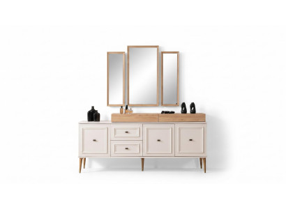 Hellbeiges Sideboard Stilvoller Spiegel Wohnzimmer Edle Holzmöbel
