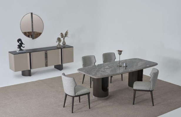 Esszimmer Design Esstisch mit 4x Stühle Komplettes Sideboard mit Spiegel