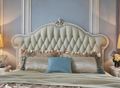 Luxus Designer Bett Chesterfield Lederbett Echtholz Schlafzimmer Ehe Betten