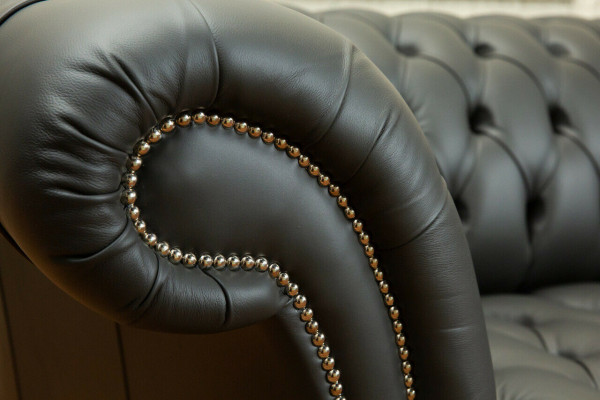 Chesterfield 2 Sitzer Sofa Ledersofa Couch Polster Sitz Garnitur Zweisitzer Neu