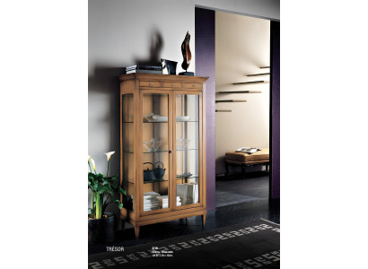 Vitrinen Wohnzimmer Braun Schränke Anrichte hell Vitrine Schrank Klassische