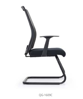 Stuhl aus Stoff mit Edelstahl in modernem Design