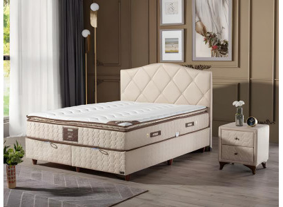 Luxuriöses Polsterbett mit hochwertiger Matratze für stilvollen Schlafkomfort