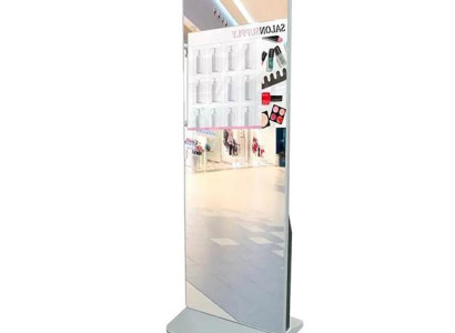 Digitales Display Hochauflösende Bildqualität für Werbung und Präsentationen