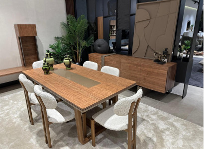 Volle Esszimmer Garnitur Holz Esstisch Polster Stühle Designer Anrichte