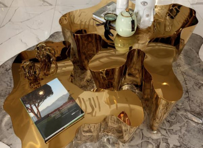 Couchtisch Luxus Modern Gold Wohnzimmer Design Ästhetik Schönheit Hochwertigkeit