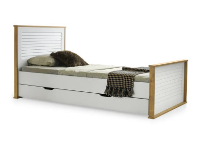 Stilvolles Kinderbett Designer Jugendbett Luxuriöse Holz Schlafbetten