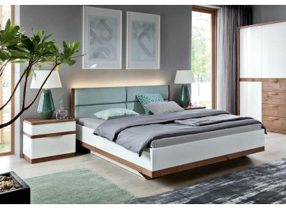 Schlafzimmer Designer Bett 2x Nachttische Luxuriöses Einrichtung Komplett