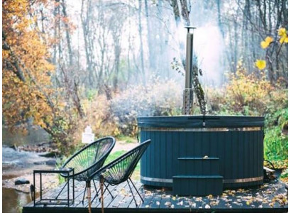 Whirlpool Badefass Heißwasserbecken Thermalpool Jacuzzi Thermalwanne