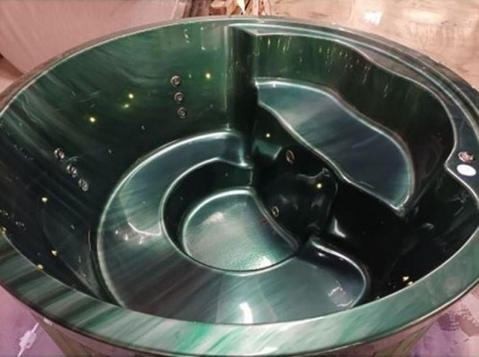 Whirlpool Badefass Heißwasserbecken Thermalpool Jacuzzi Thermalwanne