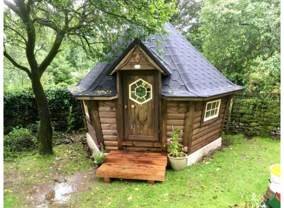 Grillhaus Grillkota Grillhüttenhaus Feuerhütte Grillpavillon Gartenhütte