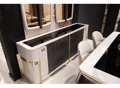 Elegantes Beiges Holz Sideboard mit Spiegel in Modernem Design