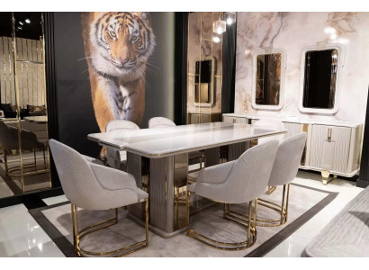 Weißes Esstisch- und Stuhl-Set aus Holz modern und elegant