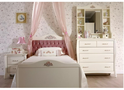 Weißes Kinderzimmer-Set aus Holz mit Bett, Nachttisch und Schrank