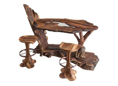 Moderner brauner Holz-Bartisch mit Hockern Set