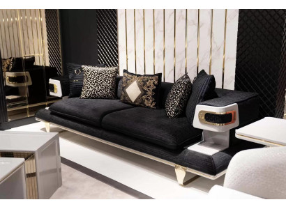 Elegantes schwarzes Stoffsofa im modernen Design