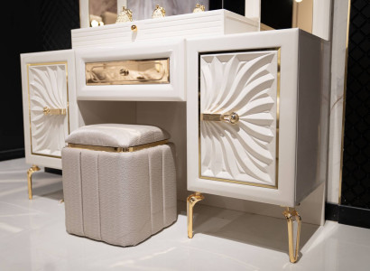 Beiger Holz-Textil Pouf Hocker Eleganter Sitz- und Fußhocker