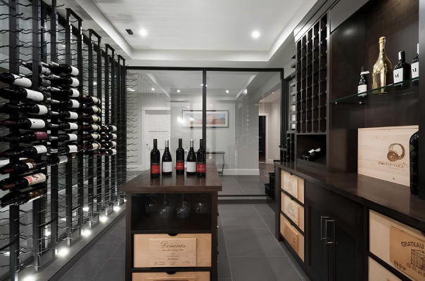 Weinschrank Weinraum Weinkeller Weinmöbel Weinlagerregal Weinarchiv