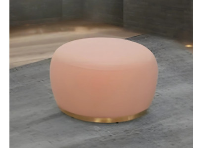 Zarter Hocker in Rosa Weiche Form, elegantes Design mit Goldakzent