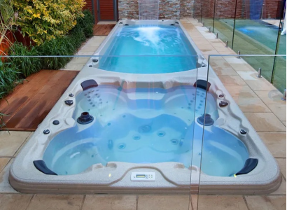 Whirlpool Hot Tub Spa Whirlwanne Sprudelbad Massagebadewanne 580x225cm