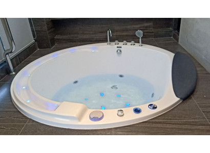 Whirlpool Blubberbad Hydromassagewanne Spa-Bad Whirlwanne 180x180 cm