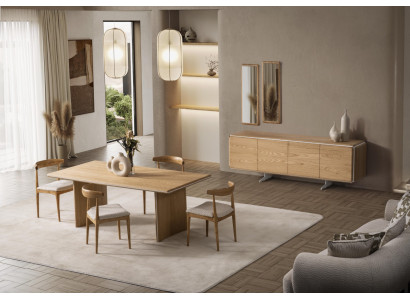 Elegantes braunes Esstisch-Set aus Holz mit 6 Stühlen Sideboard