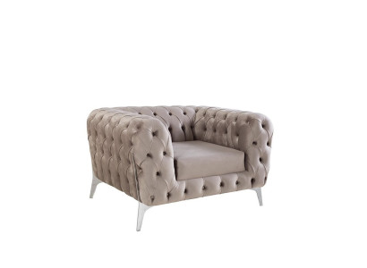 Stilvoller  Sessel, die ein harmonisches Interieur schaffen