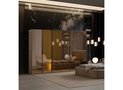 Stilvoller Brauner Kleiderschrank Stauraumschrank Glastürenschrank