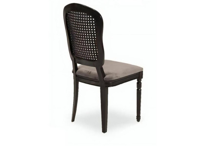 Stuhl mit Rückenlehne und weichem Sitz für Ihr Zuhause